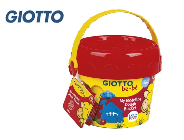 Pasta Giotto bebe para modelar cubo maxi com acessórios dermatologicamente testado